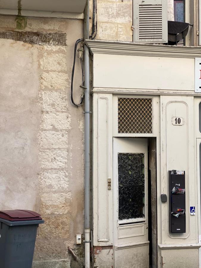 Le Pilori - Centre Historique, En Face Du Musee Du Pilori, A 2Mn A Pied De L'Hyper Centre Et Proche Toutes Commodites, Wifi-Netflix Niort Bagian luar foto
